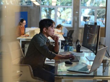 HP ZBOOK FURY G1i 18 (5F9R0ES) U7-265HX/ 32GB/ RTX Pro 2000/ 1TB PCle SSD/ Win 11 Pro